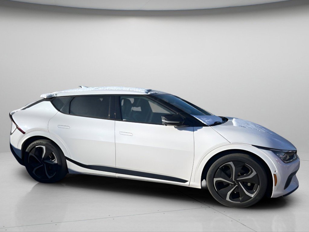 Used 2023 Kia EV6 GT-Line w/ GT-Line Suede Seat Package image 4