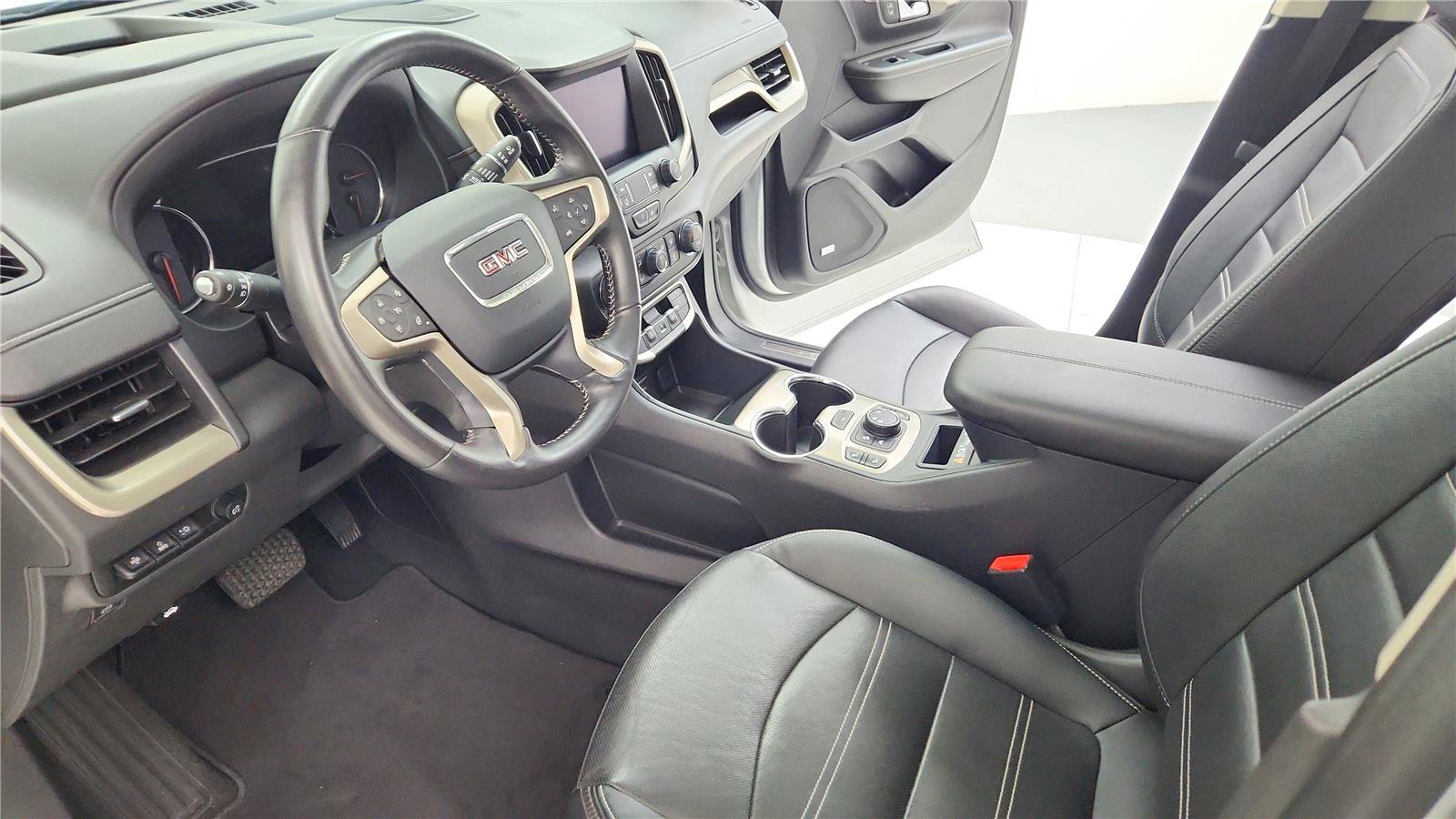 Used 2022 GMC Terrain Denali AWD/4WD image 9