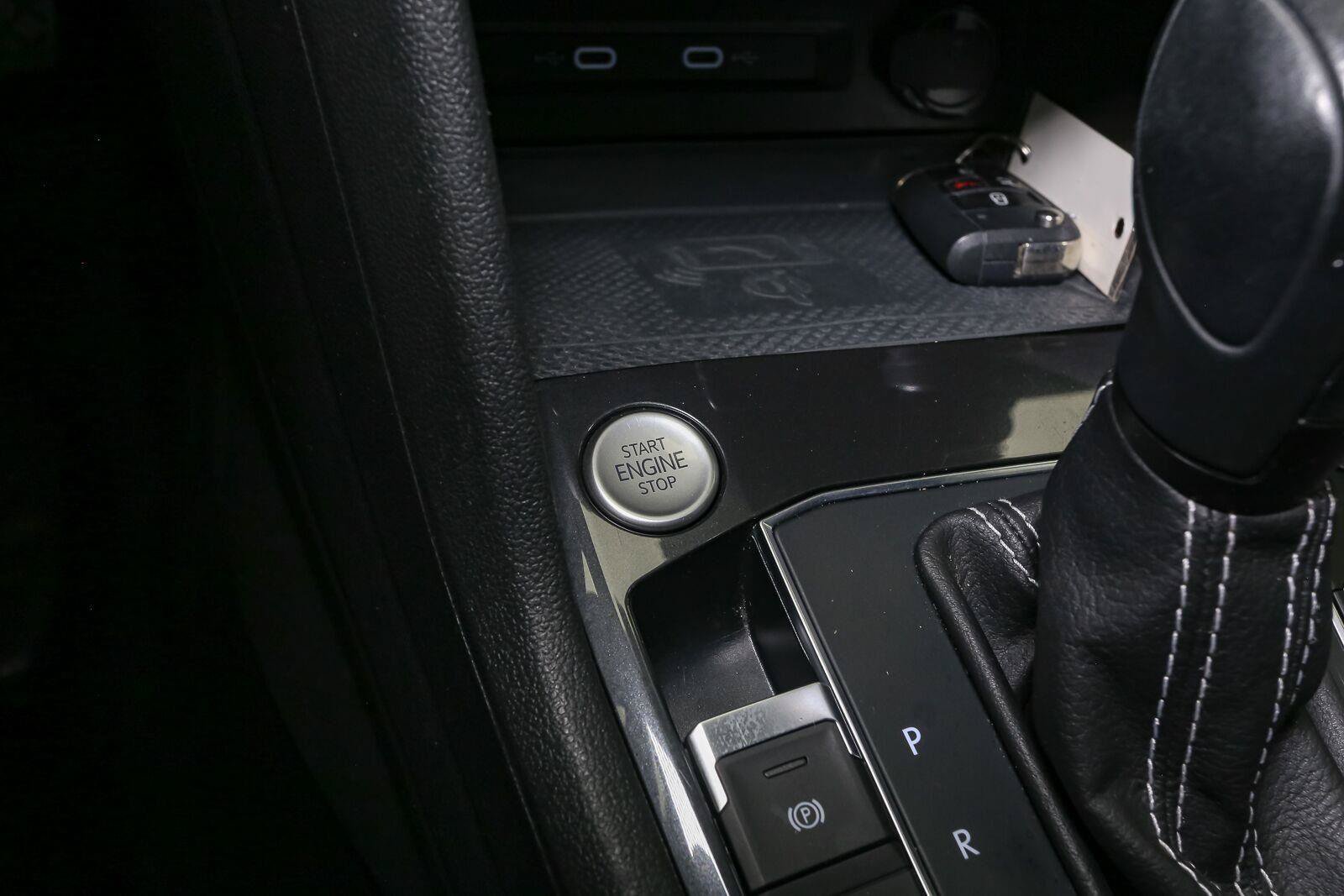 Certified 2021 Volkswagen Tiguan SE AWD/4WD image 34