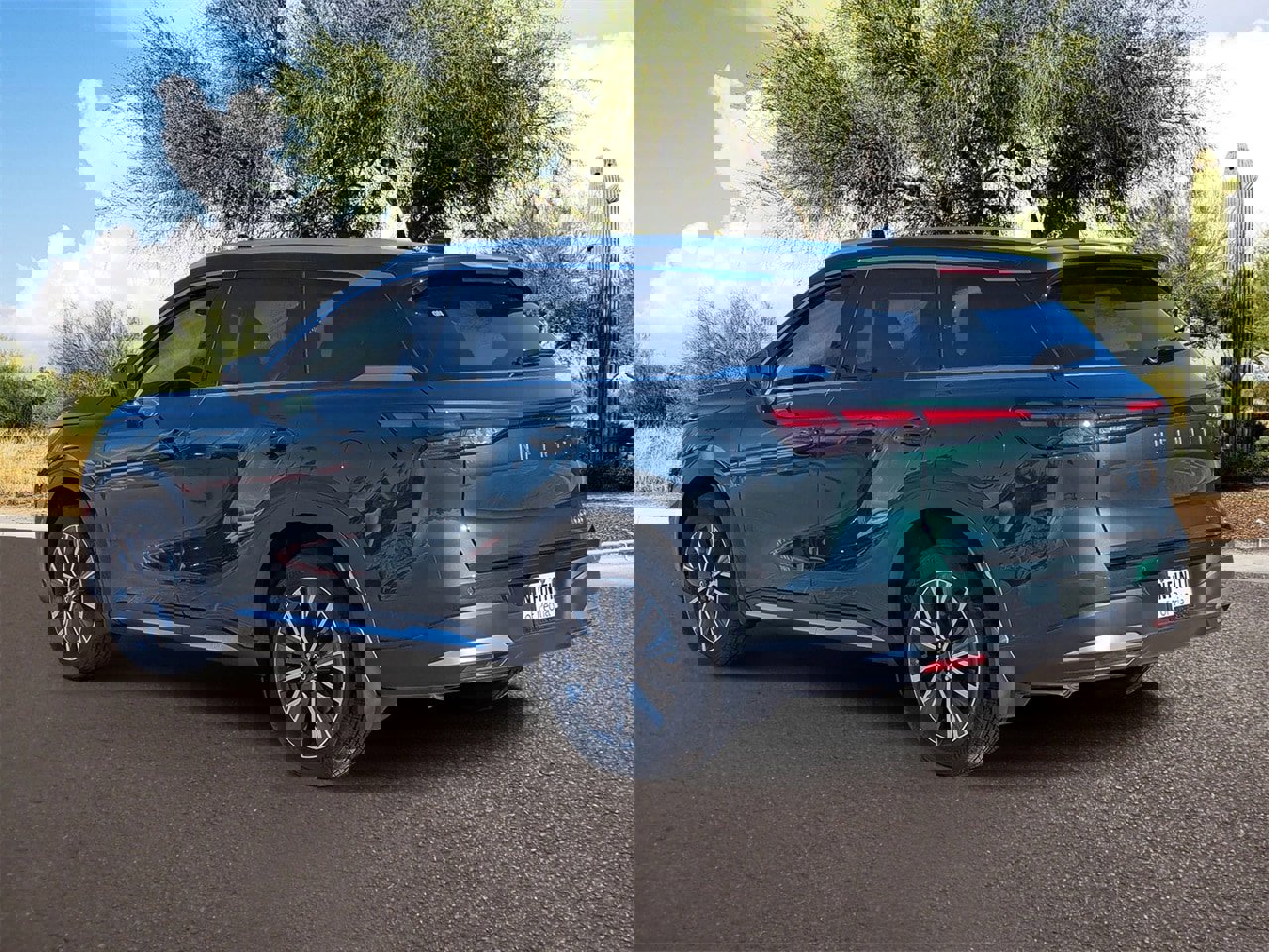 Certified 2026 INFINITI QX60 Luxe w/ Cargo Package image 3