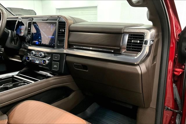 Used 2025 Ford F350 King Ranch image 17