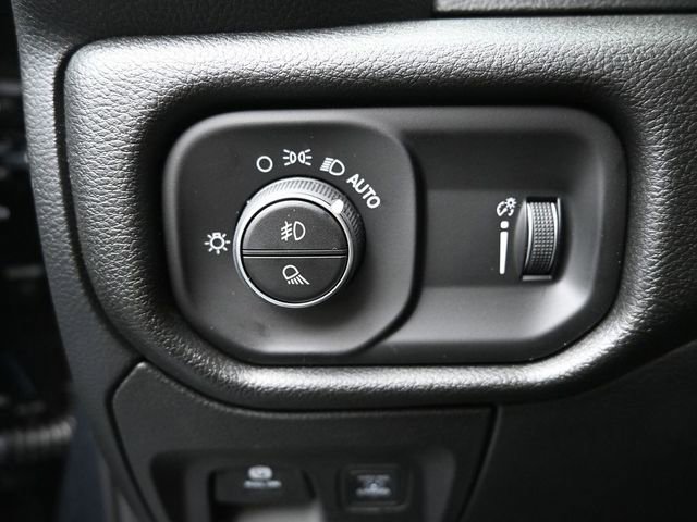 New 2026 RAM 1500 Classic Warlock AWD/4WD image 14