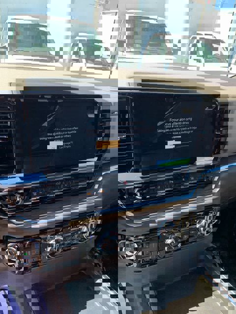 New 2025 GMC Sierra 2500 SLT w/ SLT Convenience Package image 21