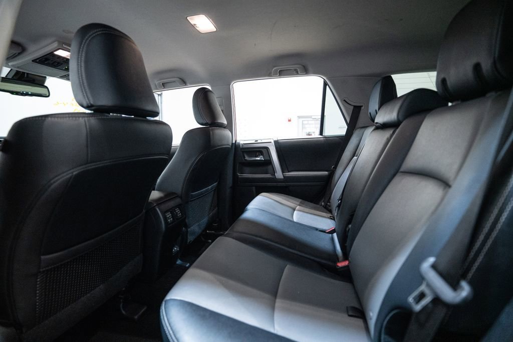 Used 2024 Toyota 4Runner SR5 Premium AWD/4WD image 33