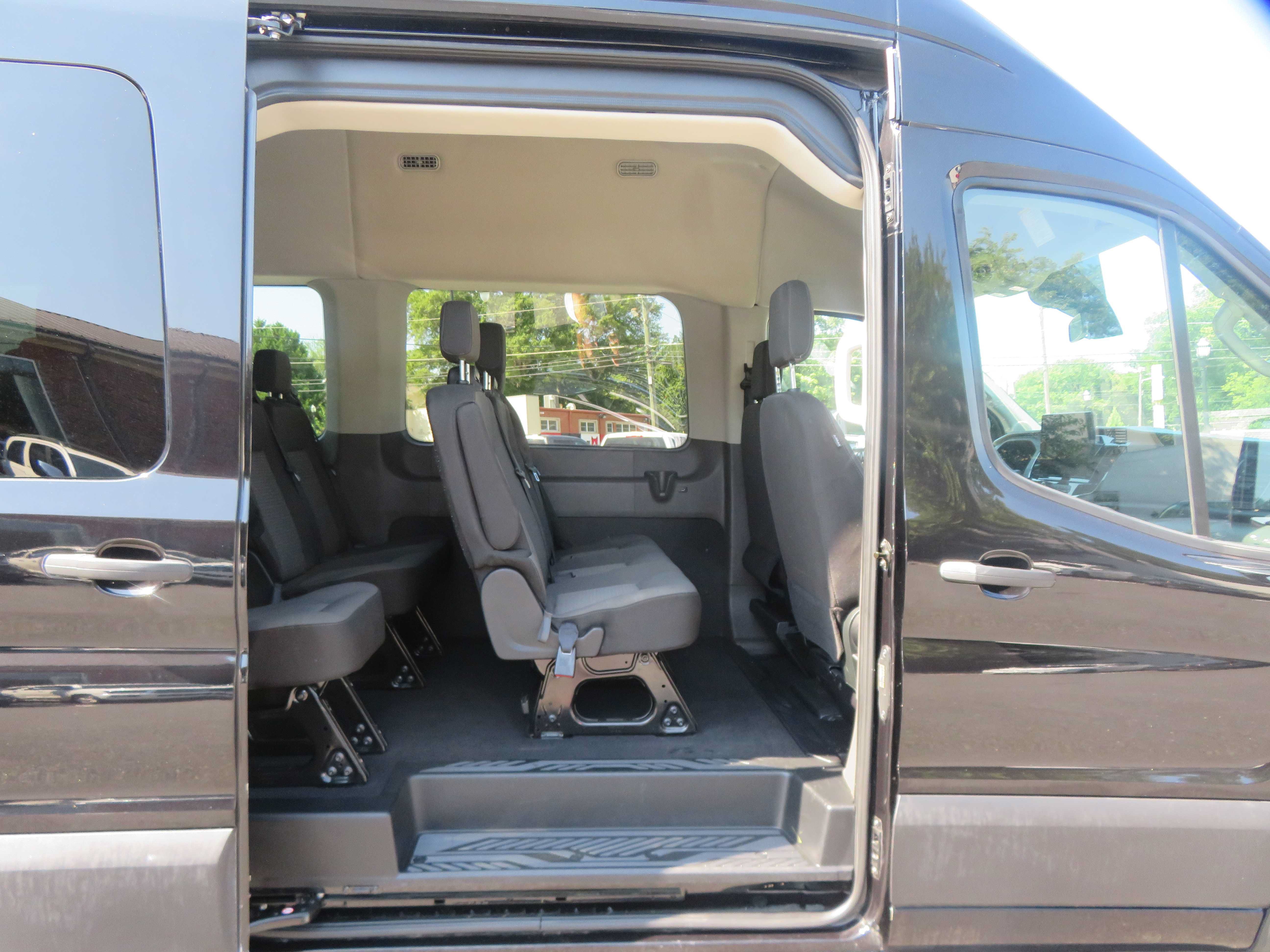 Used 2025 Ford Transit 350 XLT RWD image 17