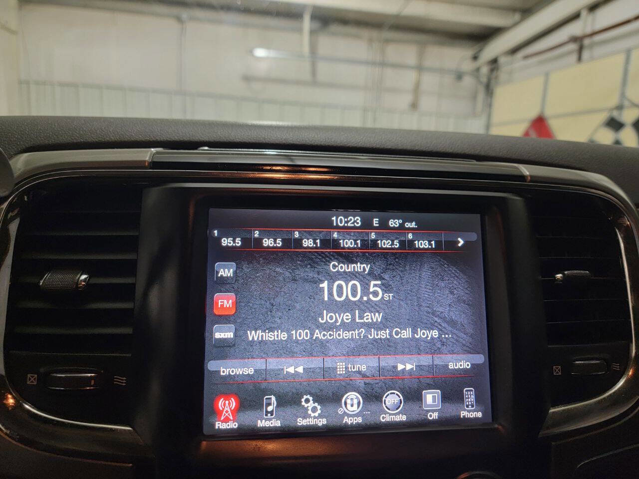 Used 2015 RAM 1500 Express AWD/4WD image 27