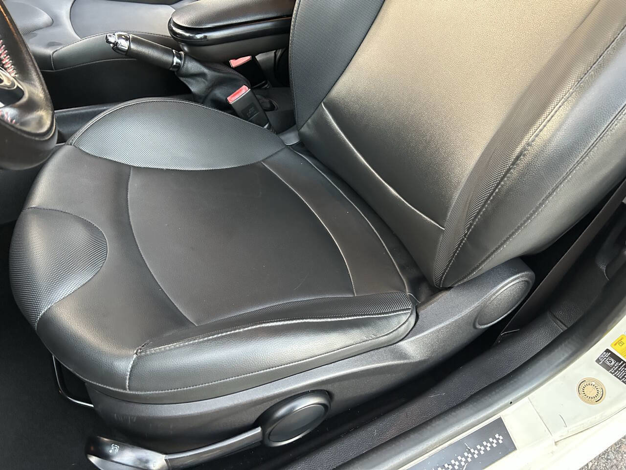 Used 2012 MINI Cooper S image 10