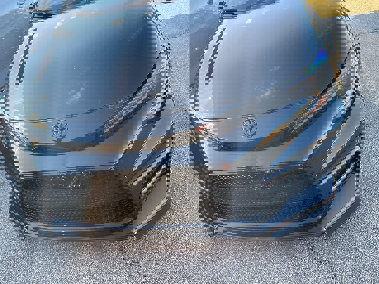 Used 2022 Toyota Corolla SE w/ Carpet Mat Package (TMS) image 2