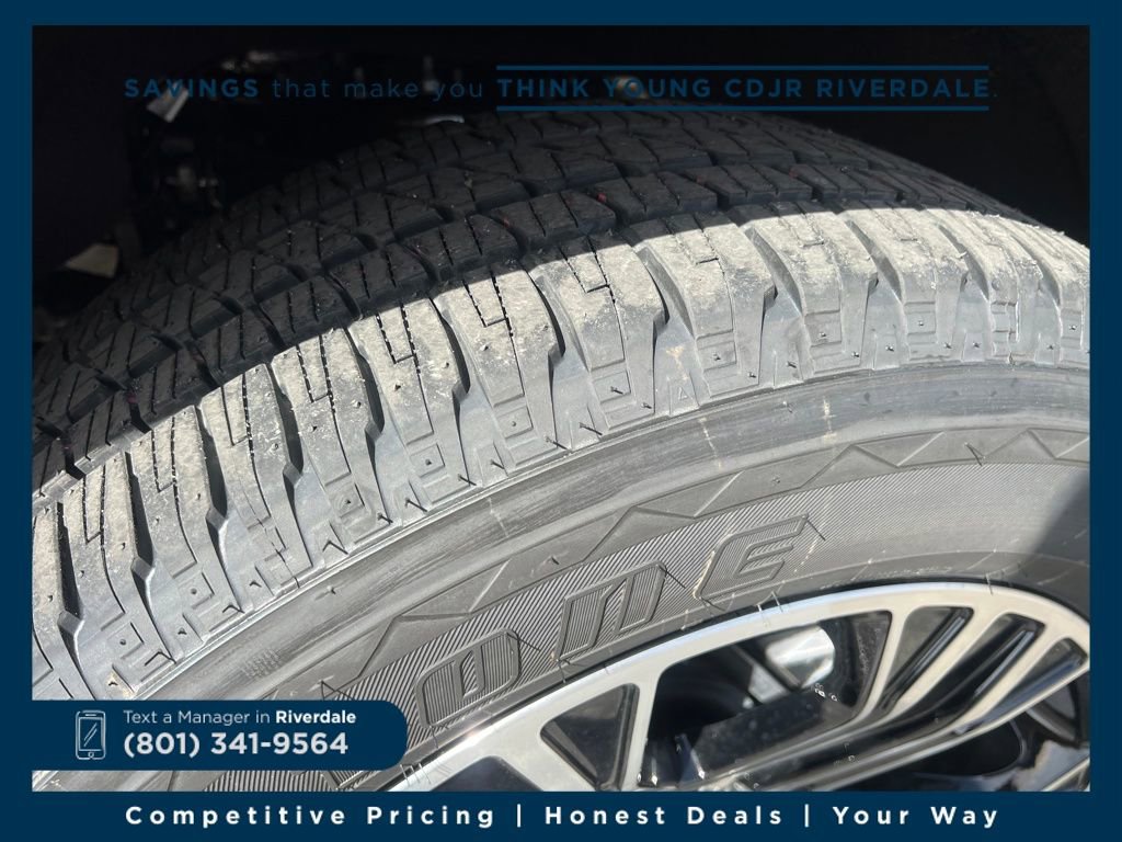 New 2026 Jeep Grand Wagoneer L 4WD image 27