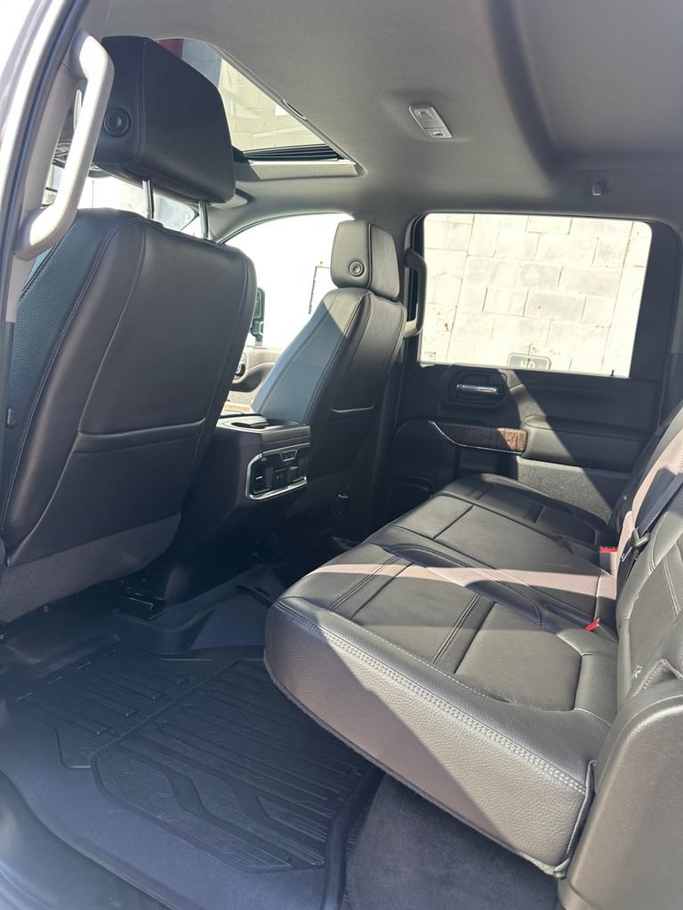 Used 2023 GMC Sierra 2500 Denali w/ Denali Ultimate Package AWD/4WD image 27