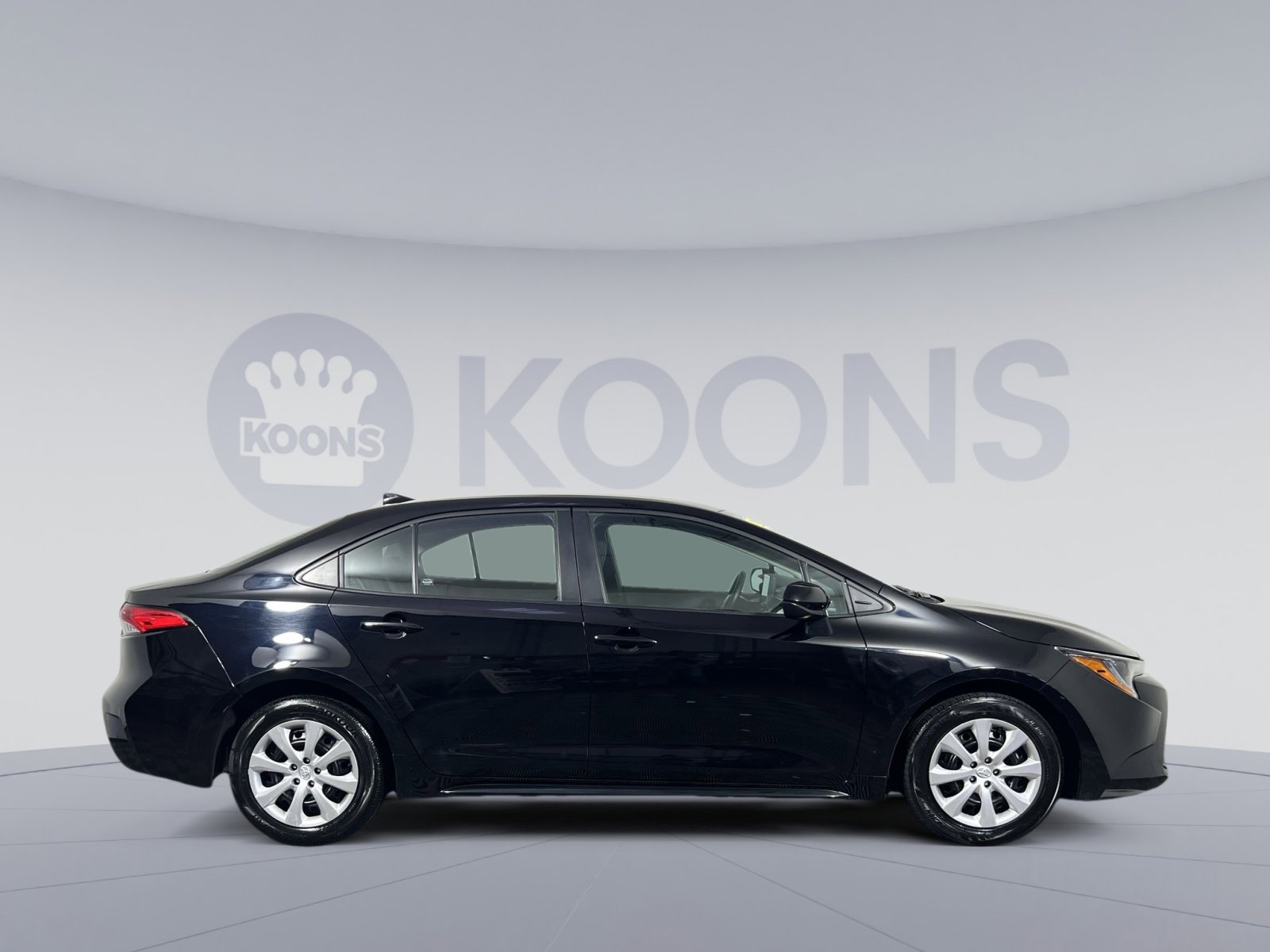 Used 2024 Toyota Corolla LE image 8