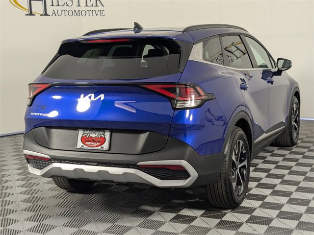 Used 2025 Kia Sportage EX w/ Premium Package image 7
