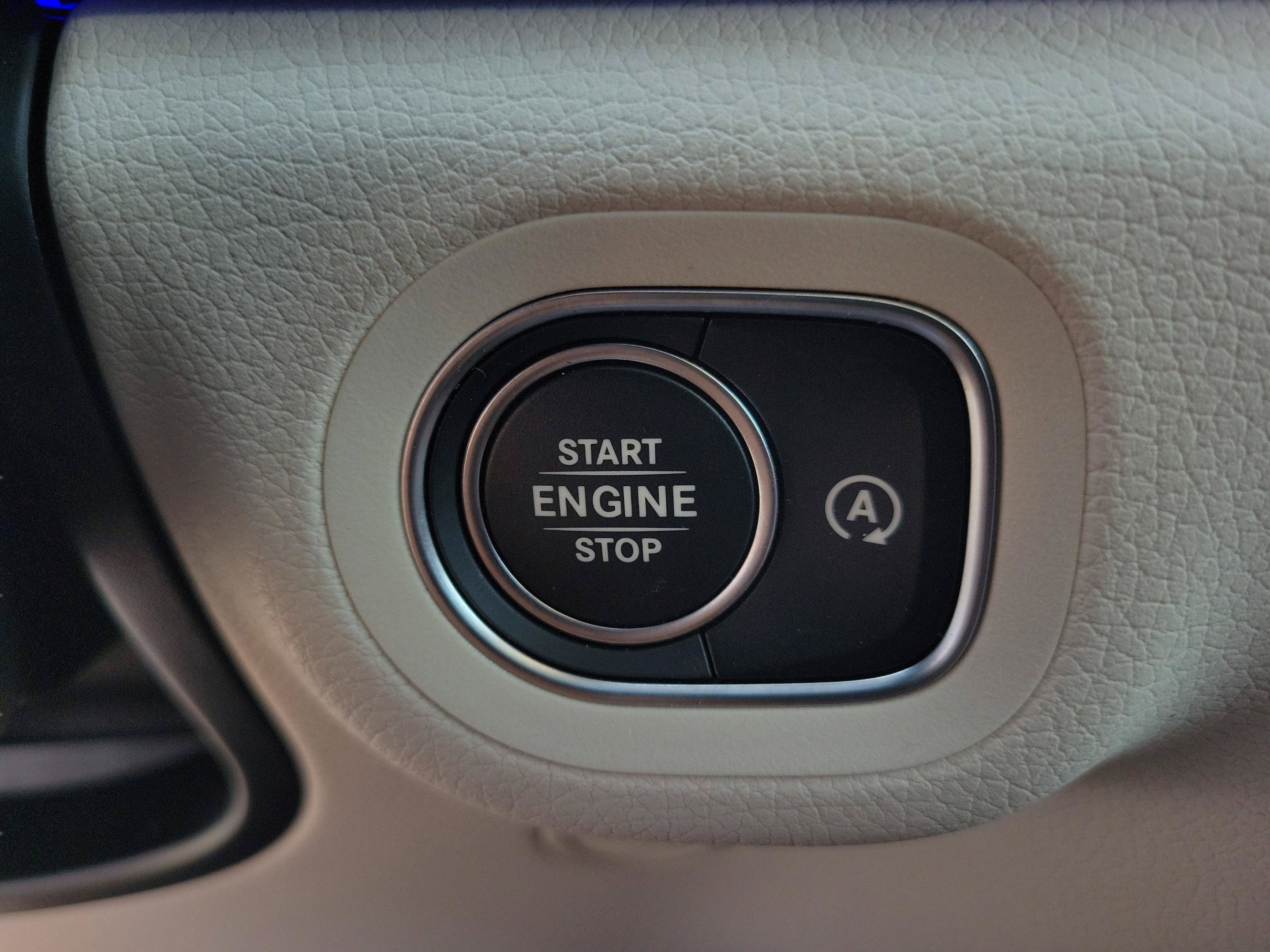 Certified 2026 Mercedes-Benz GLS 450 4MATIC image 21