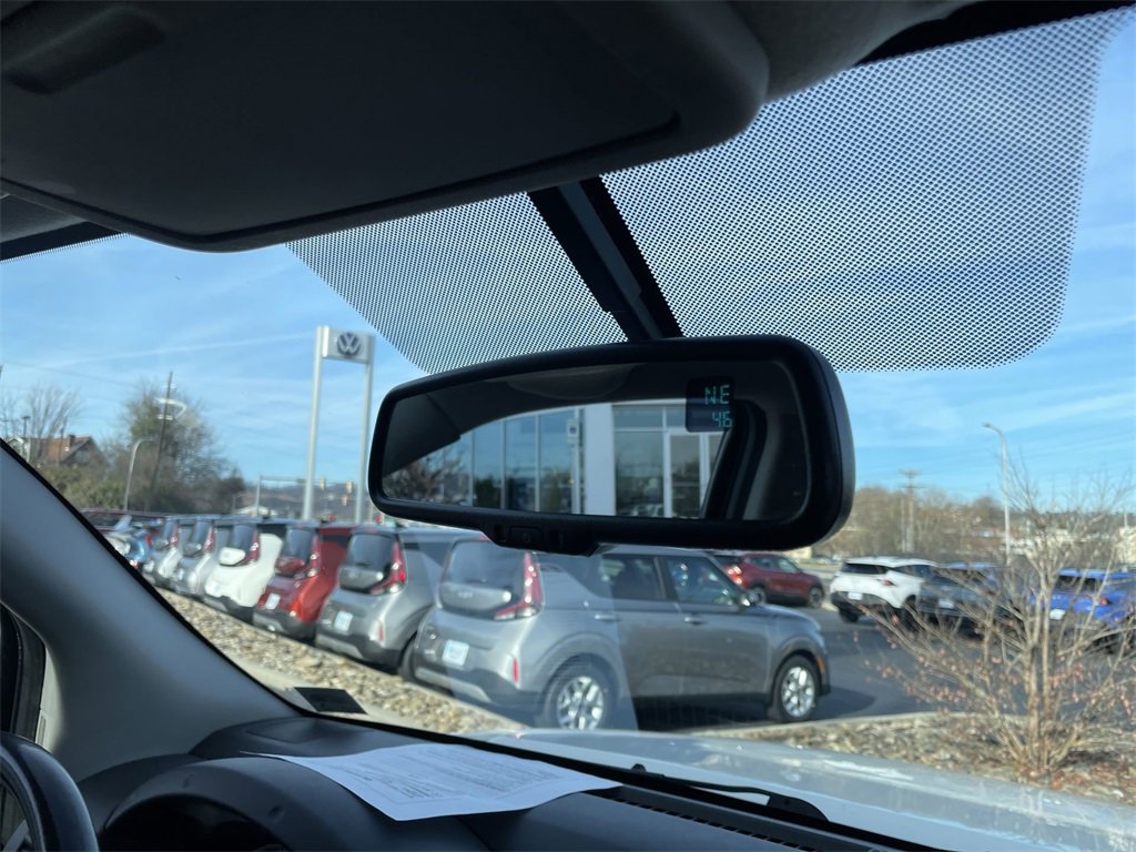 Used 2020 Nissan Frontier PRO-4X image 30