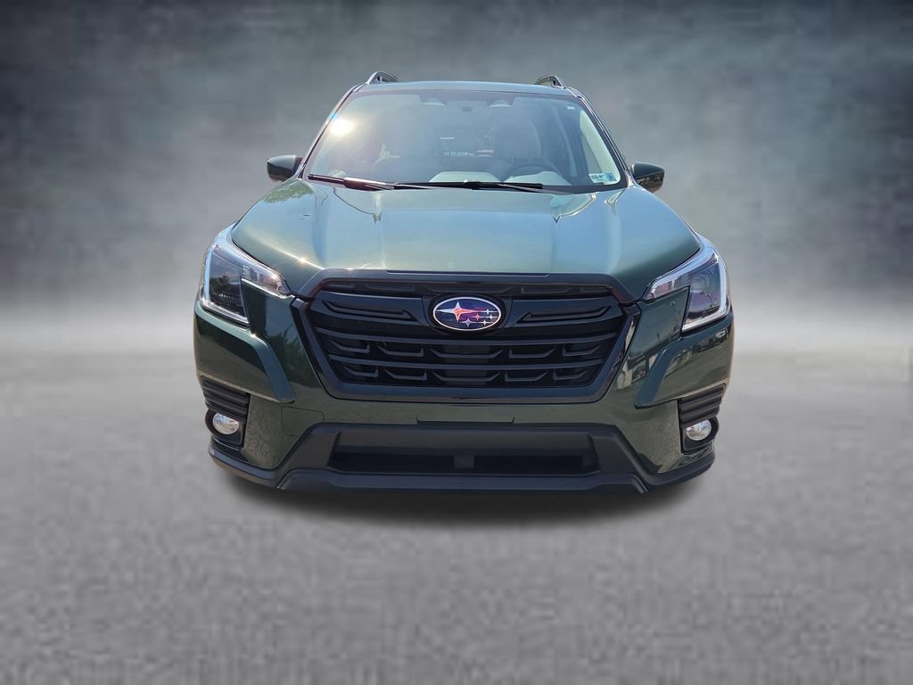 Used 2022 Subaru Forester Premium AWD/4WD image 2