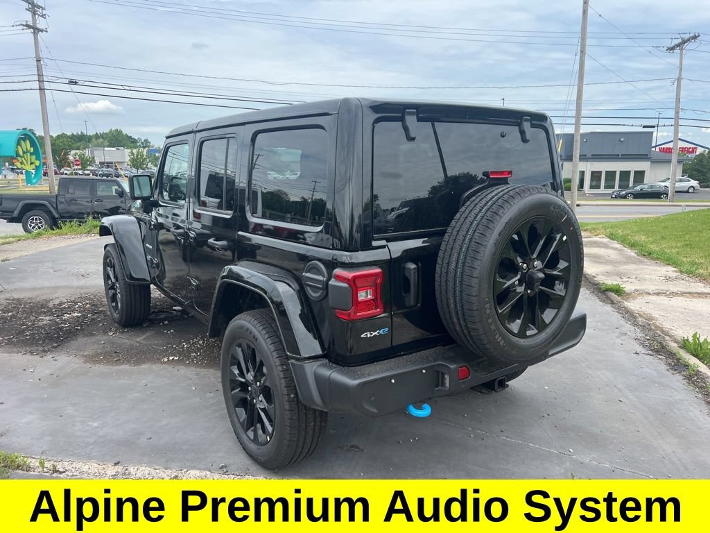 New 2024 Jeep Wrangler Unlimited Sahara w/ Technology Group AWD/4WD image 5