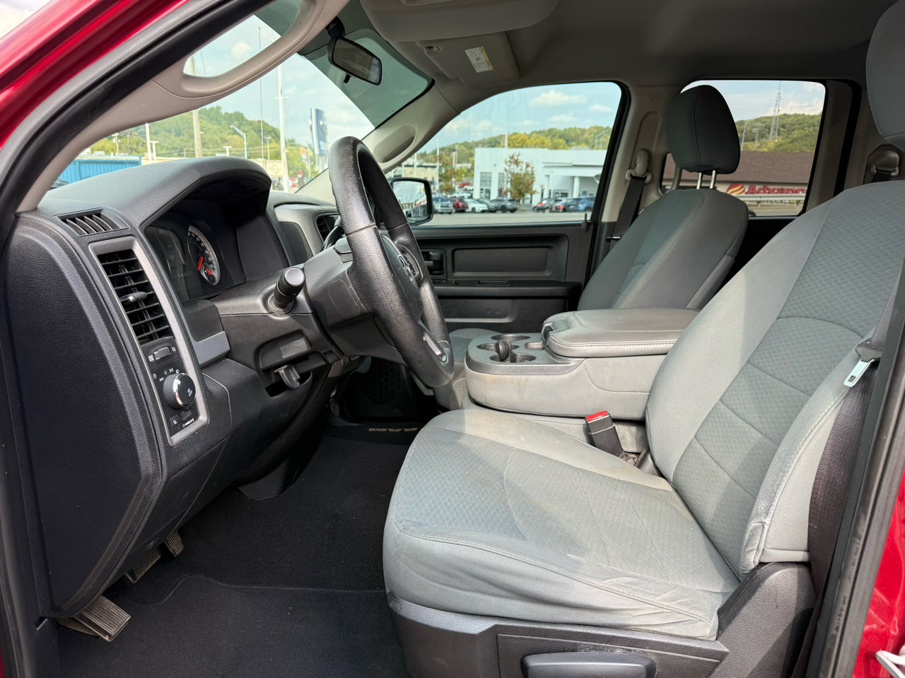 Used 2014 RAM 1500 Express image 2