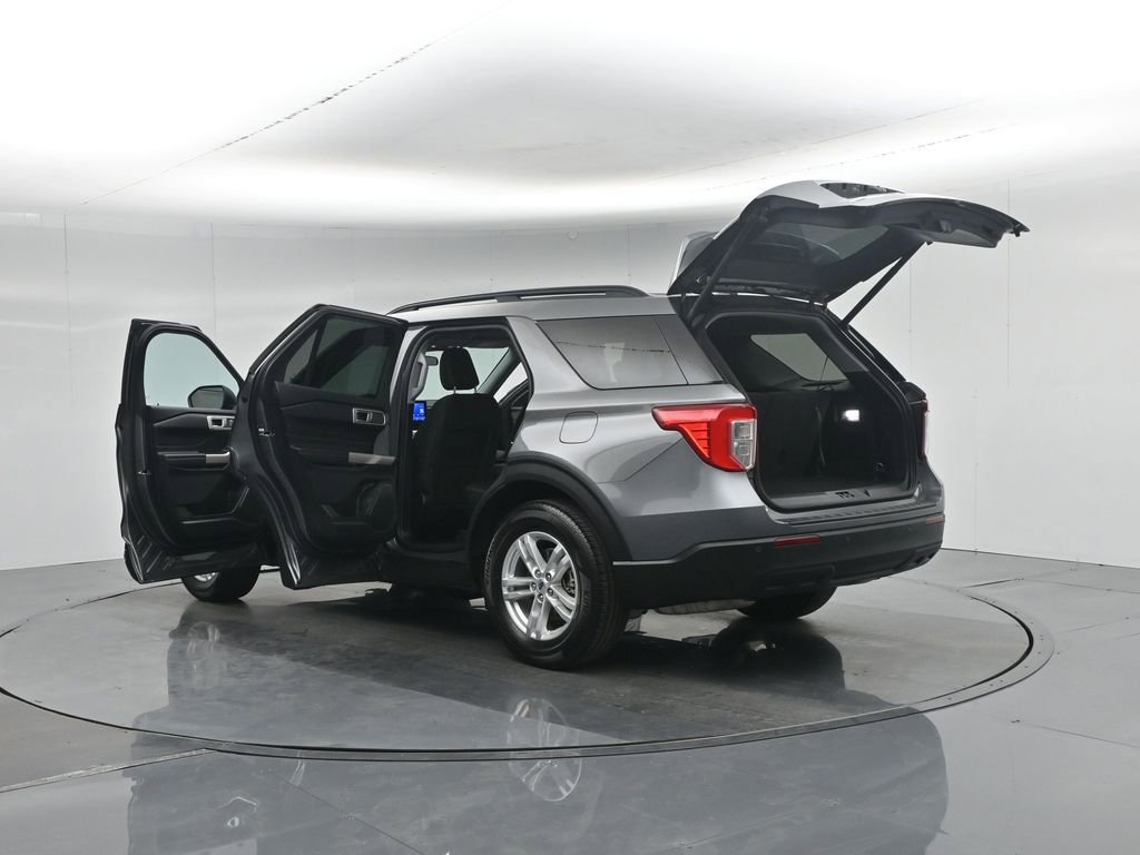 Certified 2023 Ford Explorer XLT RWD image 38