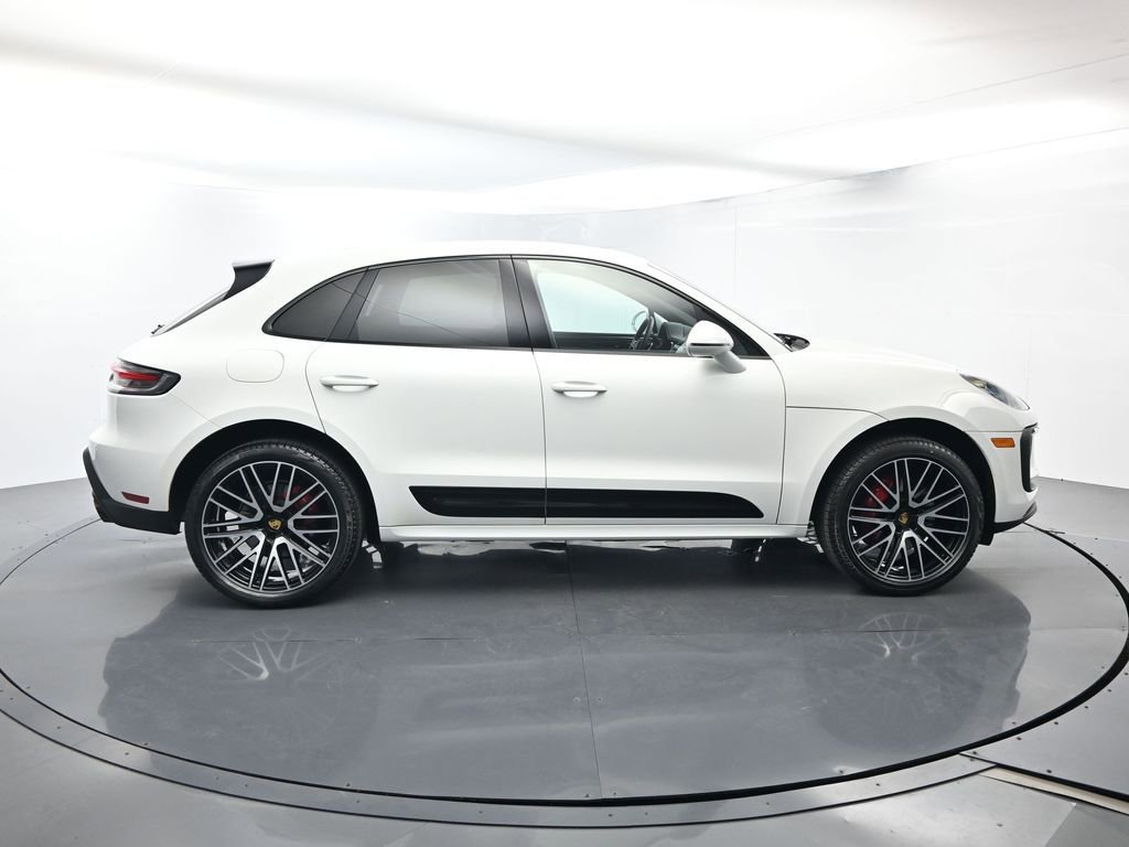 Certified 2023 Porsche Macan S AWD/4WD image 16