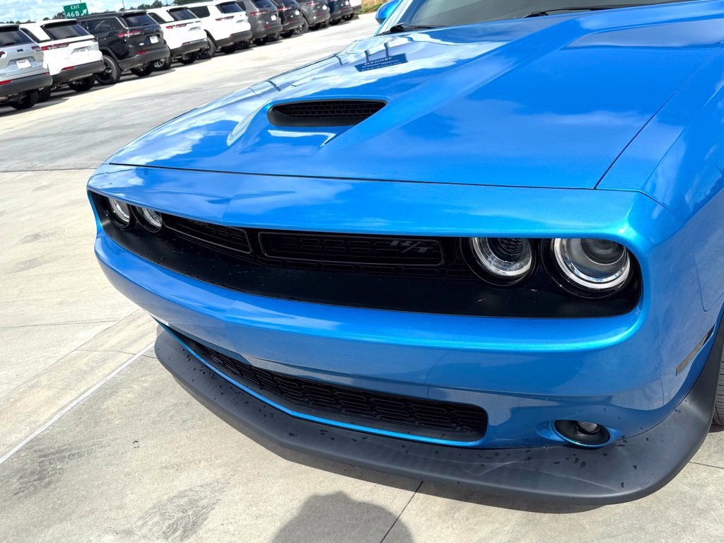 Used 2023 Dodge Challenger R/T w/ Plus Package RWD image 2
