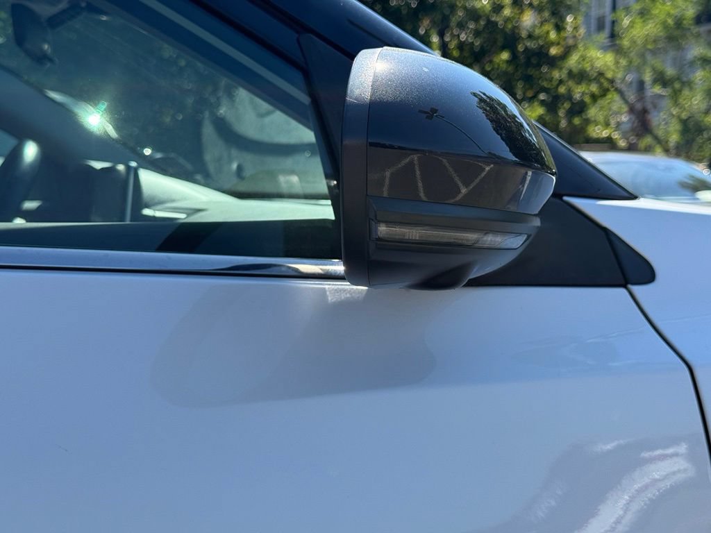 Used 2022 Nissan Sentra SR w/ SR Premium Package FWD image 13
