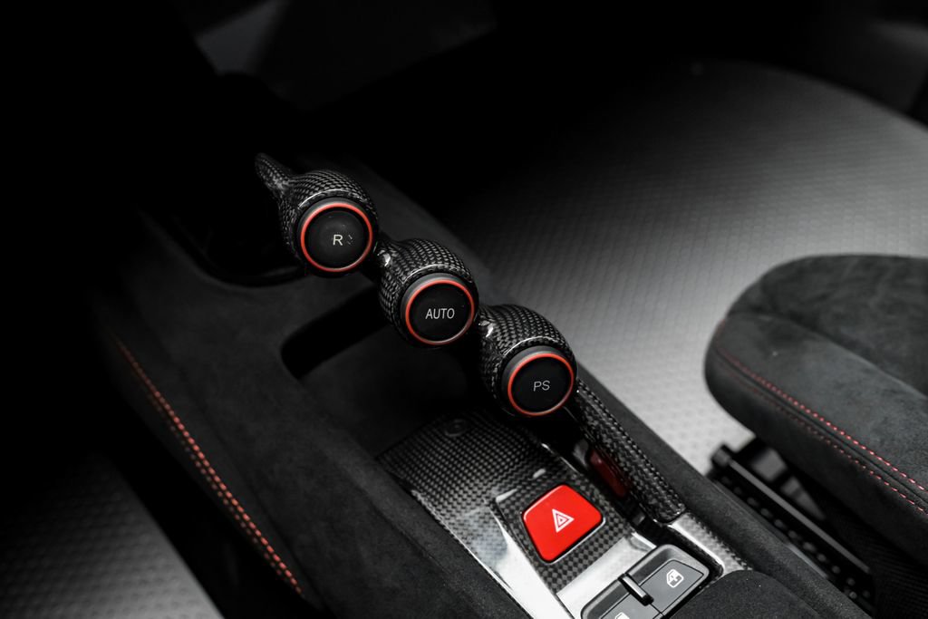 Used 2020 Ferrari 488 Pista Coupe RWD image 25