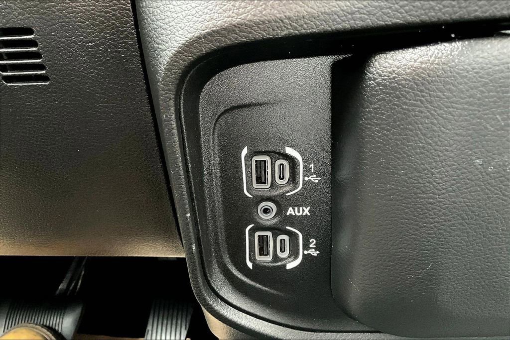 Used 2020 RAM 1500 Big Horn AWD/4WD image 17