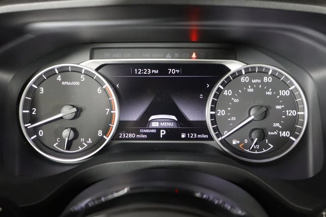 Used 2023 Nissan Rogue SV FWD image 11