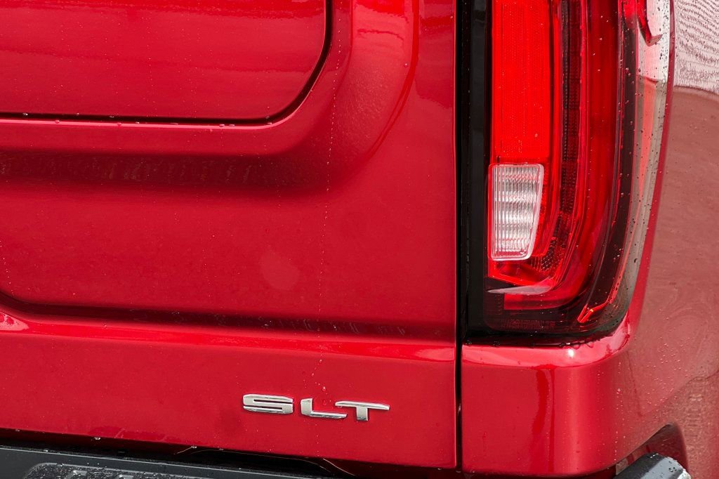 New 2026 GMC Sierra 1500 SLT image 21