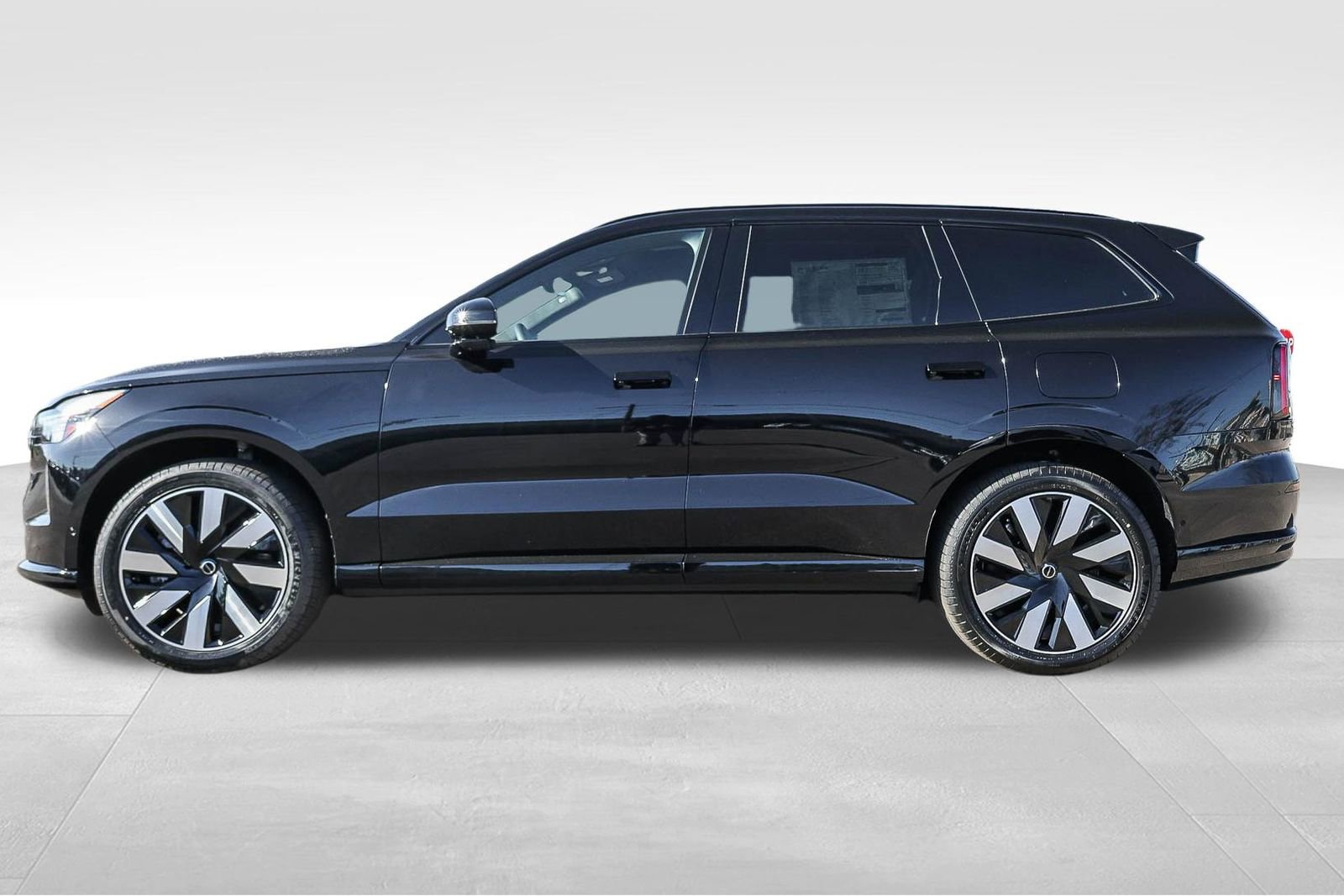New 2026 Volvo EX90 Plus image 8