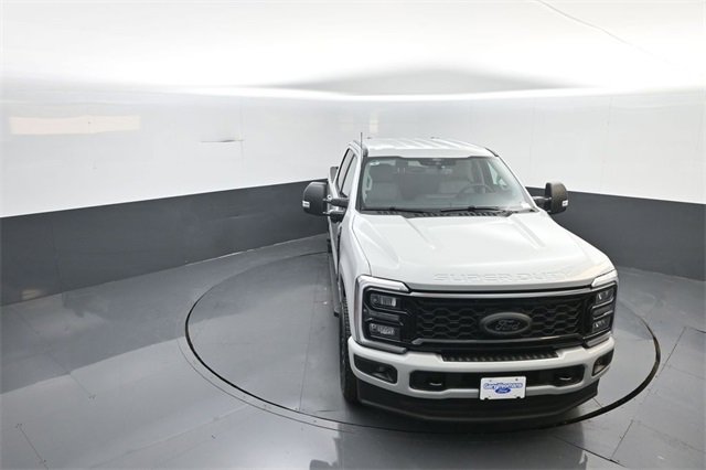 New 2026 Ford F250 XLT w/ XLT Premium Package image 19