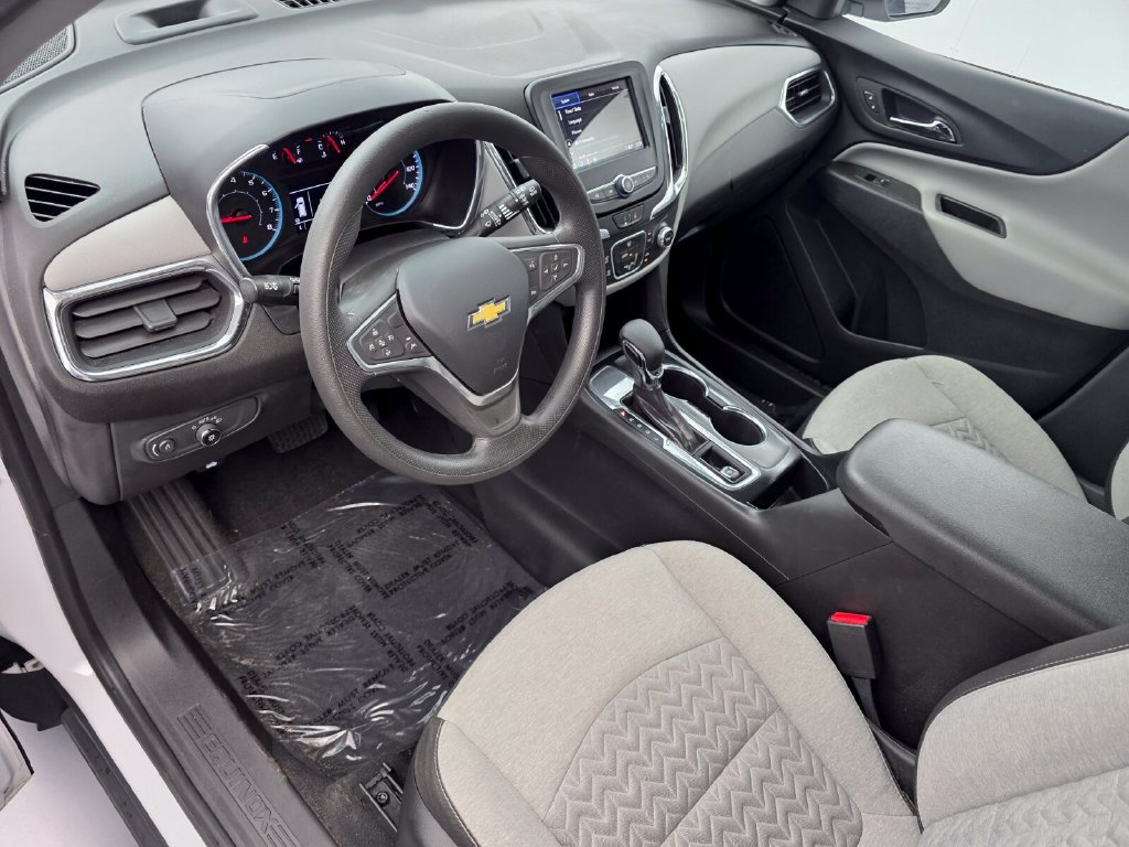 Used 2023 Chevrolet Equinox LS w/ Driver Confidence II Package FWD image 11