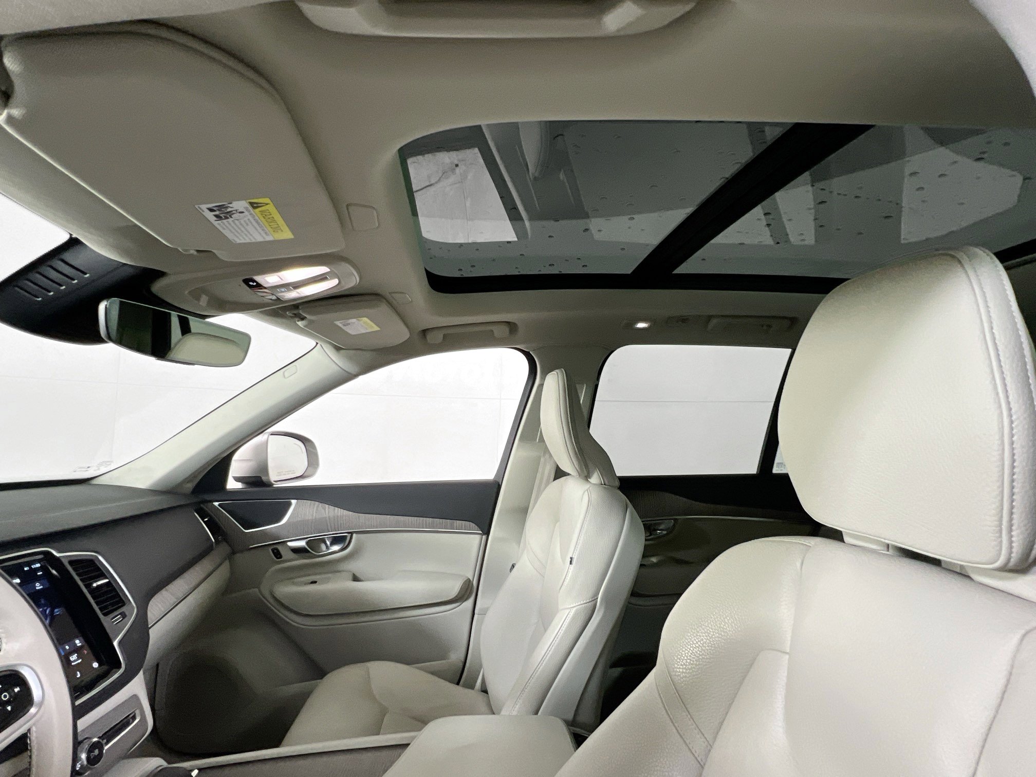 Used 2023 Volvo XC90 B6 Core w/ Protection Package Premier image 22