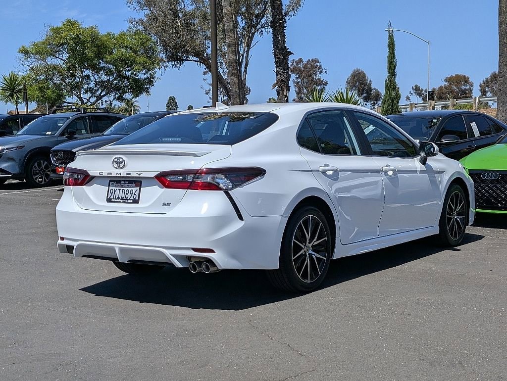 Used 2024 Toyota Camry SE FWD image 10