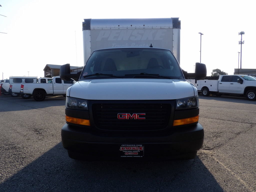 Used 2022 GMC Savana 3500 Extended w/ Power Convenience Package RWD image 12
