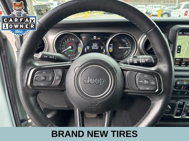 Used 2023 Jeep Wrangler Unlimited w/ Cold Weather Group image 15