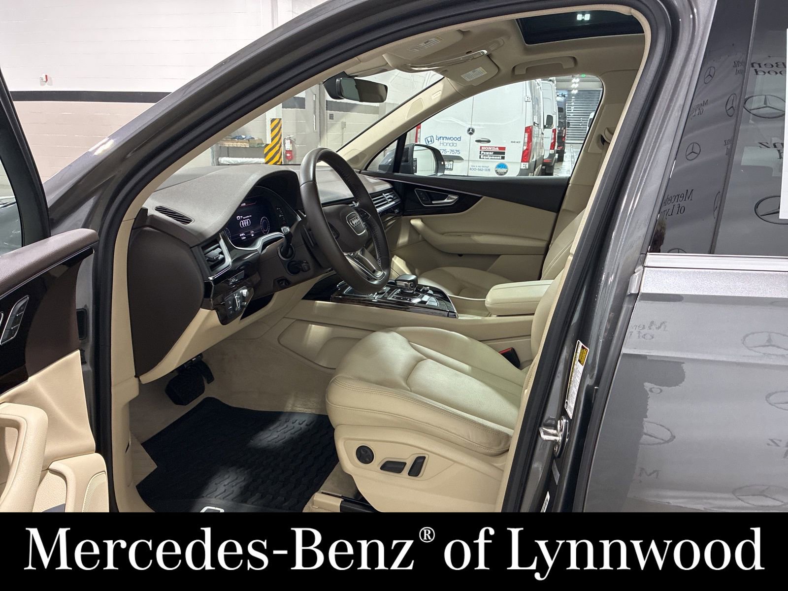 Used 2019 Audi Q7 3.0T Prestige w/ Prestige Package image 17