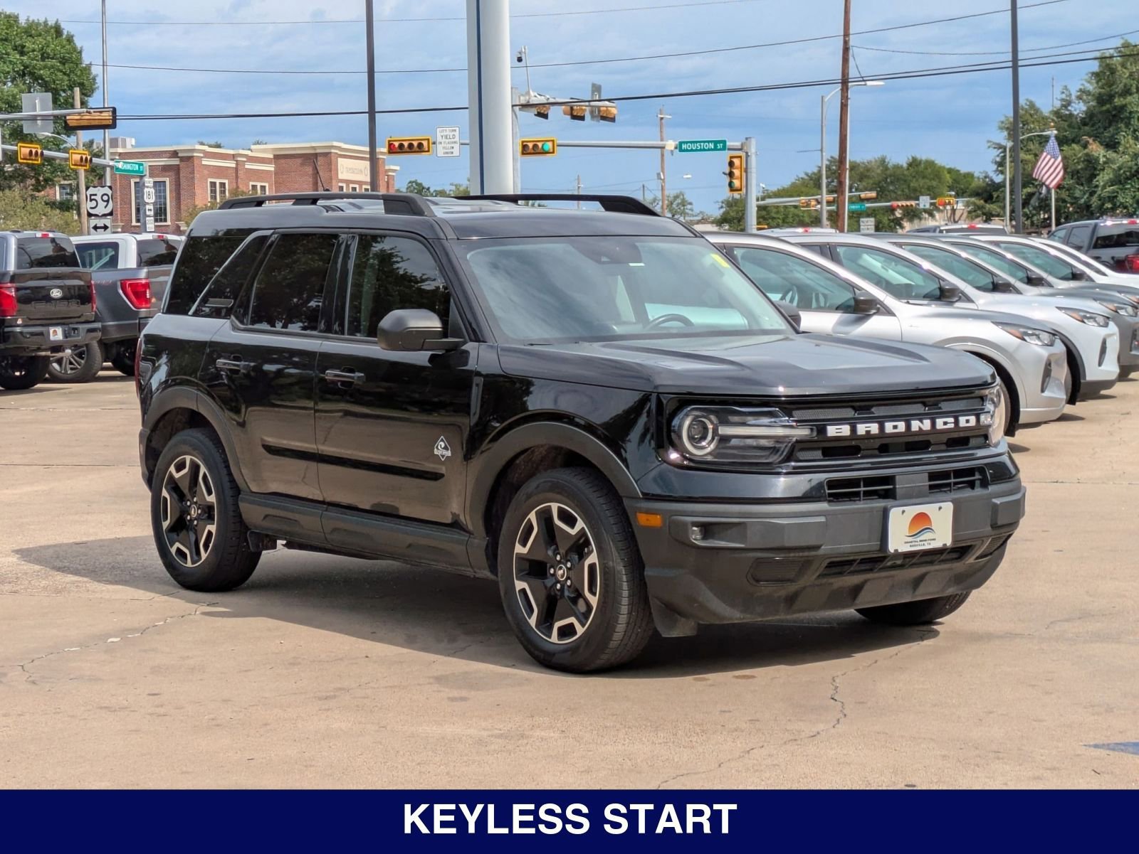 Used 2021 Ford Bronco Sport Outer Banks image 4