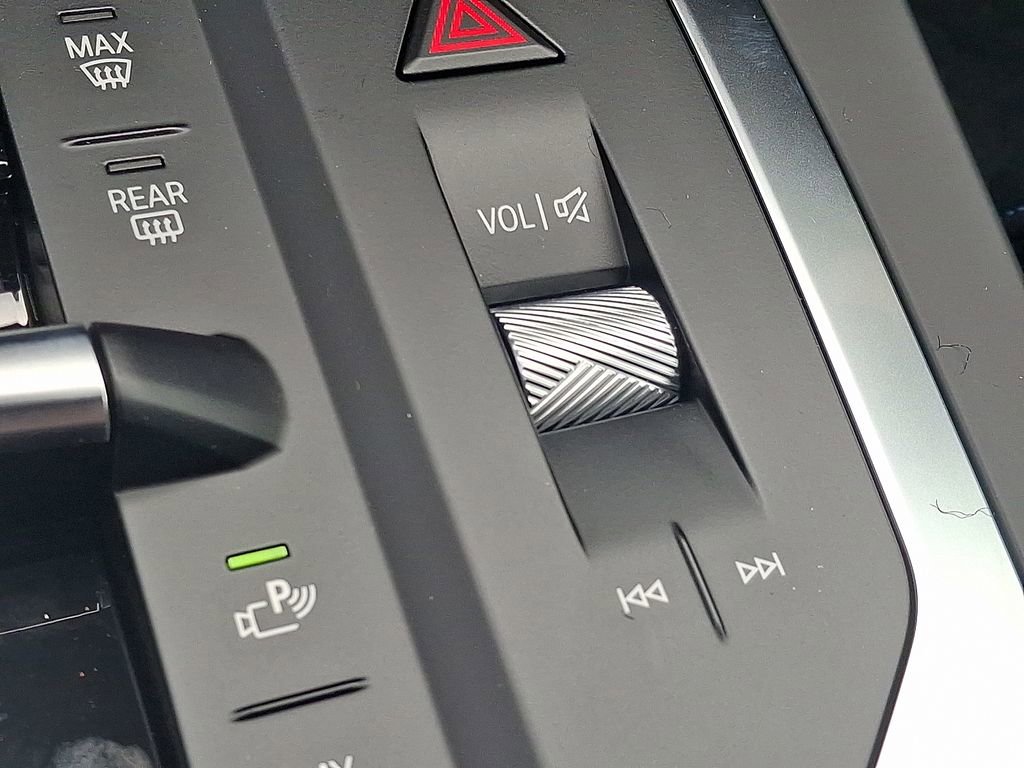 New 2026 BMW M235i xDrive w/ M Performance Package image 17