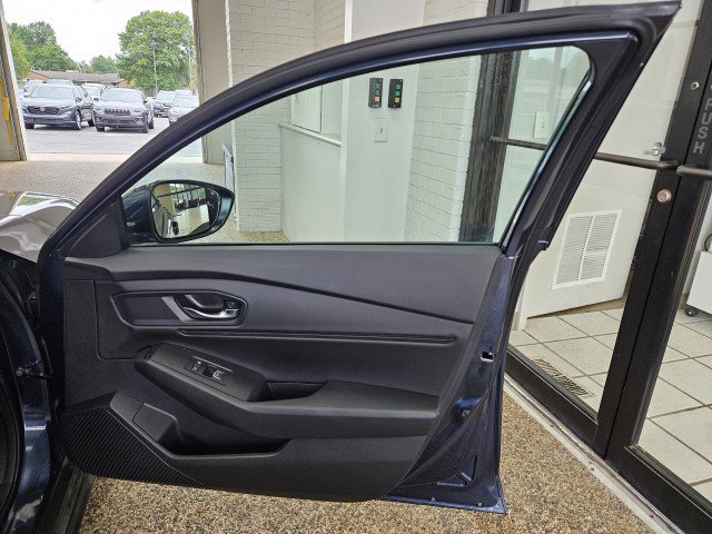 Used 2024 Honda Accord EX image 13