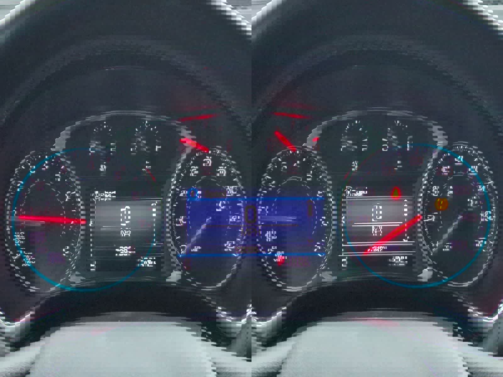 Used 2019 Chevrolet Equinox LT w/ Driver Convenience Package image 30