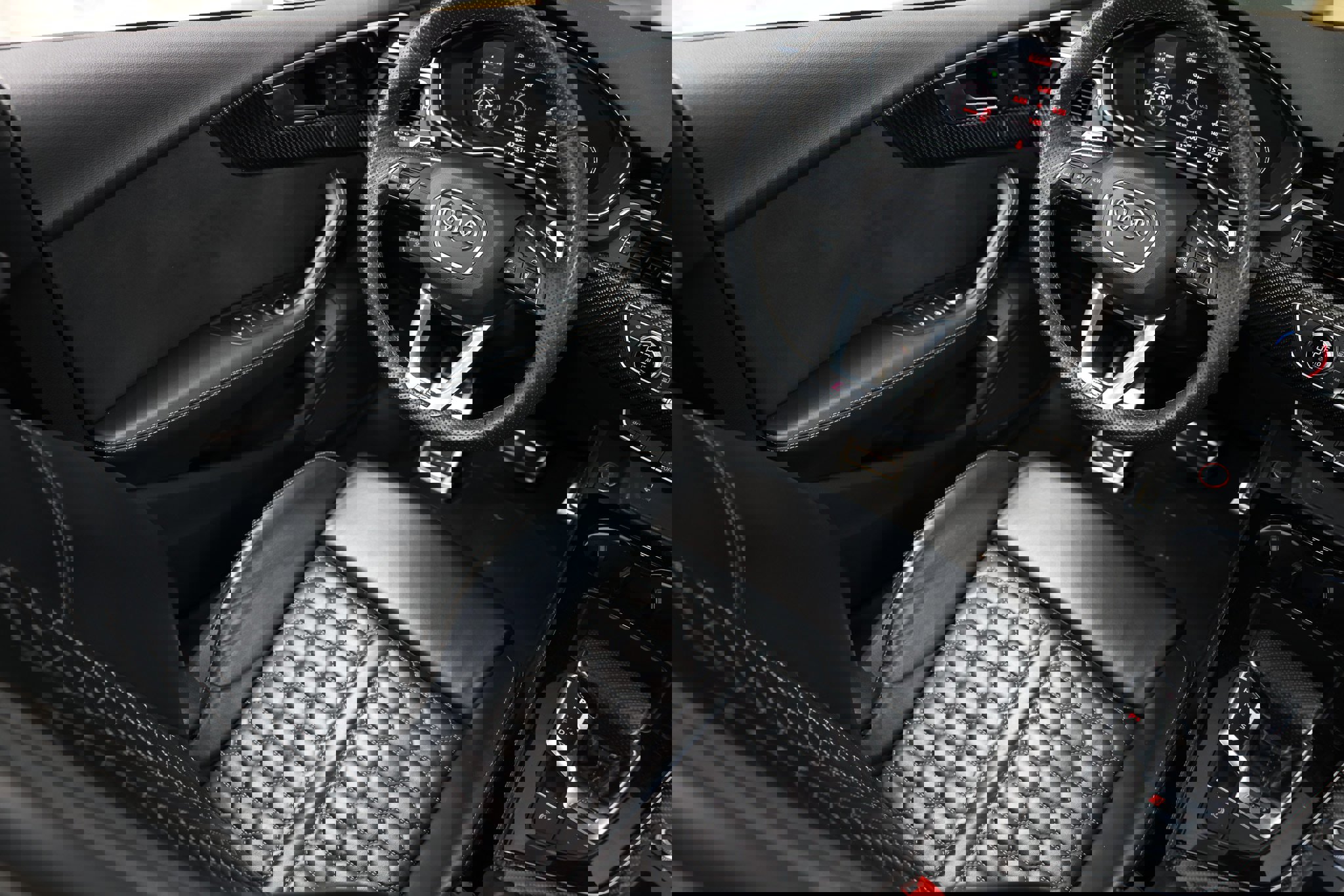 Used 2022 Audi RS 5 Sportback AWD/4WD image 25