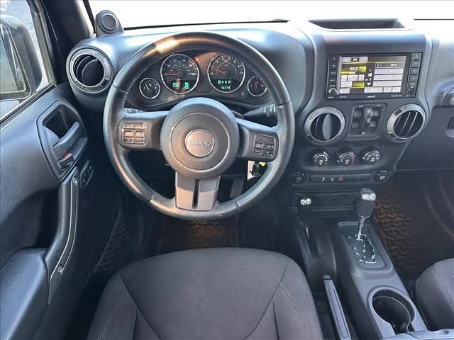 Used 2014 Jeep Wrangler Unlimited Sport w/ Quick Order Package 24S AWD/4WD image 17