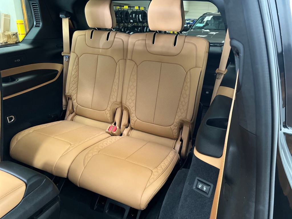 Used 2025 Jeep Grand Cherokee L Summit image 27