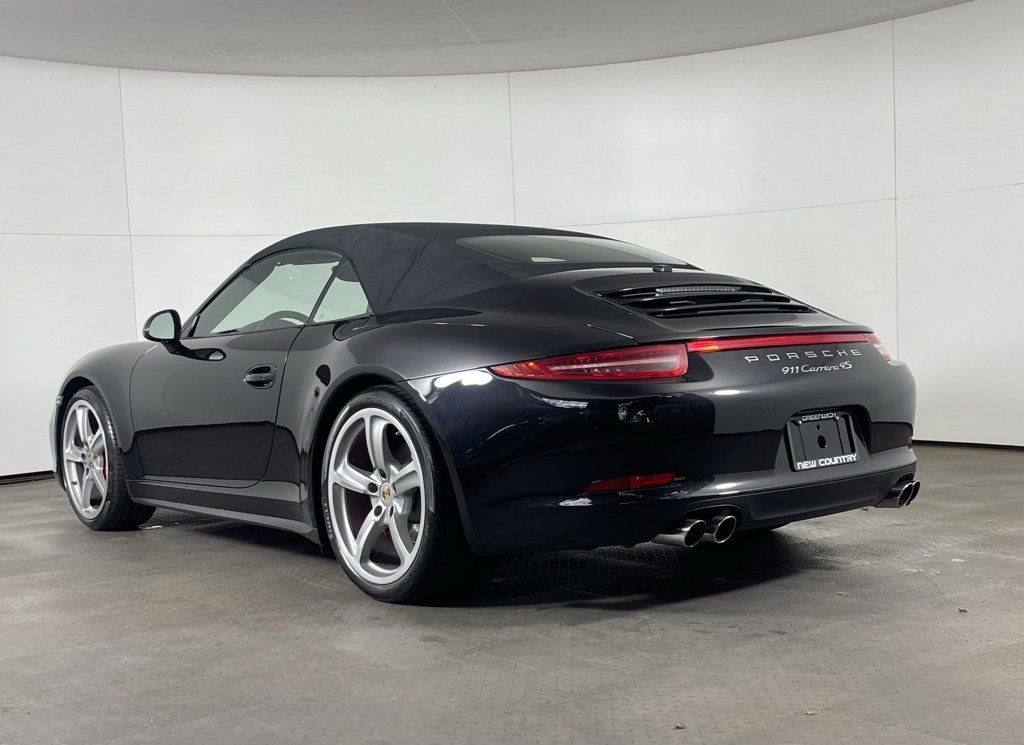 Certified 2013 Porsche 911 Carrera 4S image 3