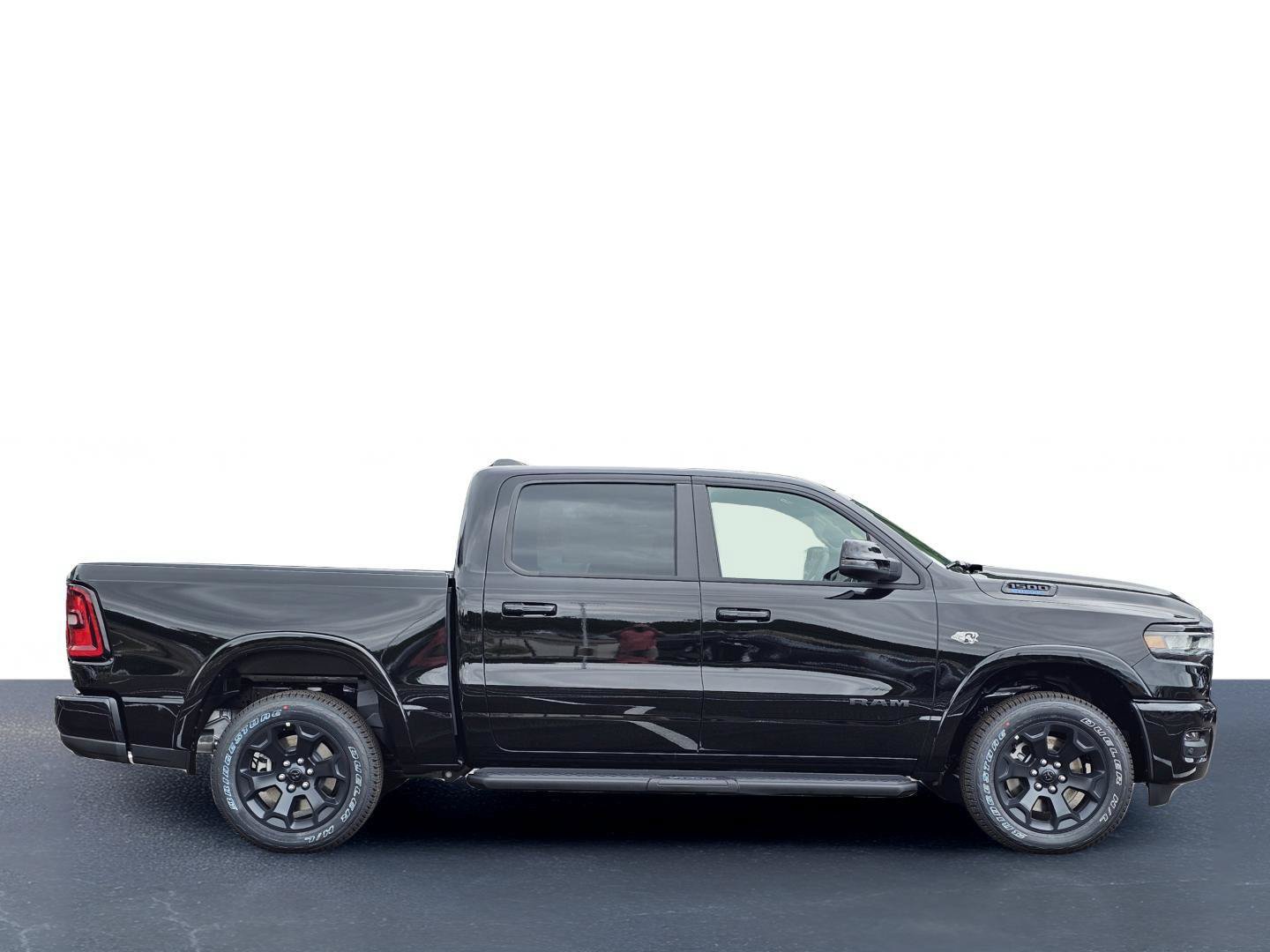 New 2026 RAM 1500 Big Horn w/ Night Edition AWD/4WD image 8