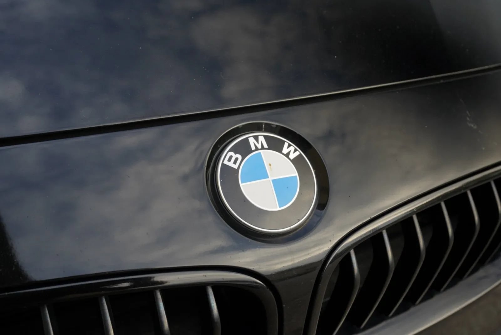 Used 2014 BMW 320i xDrive Sedan AWD/4WD image 10