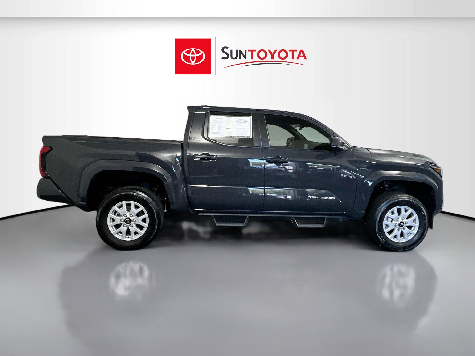 Used 2024 Toyota Tacoma SR5 w/ SR5 Upgrade Package image 2