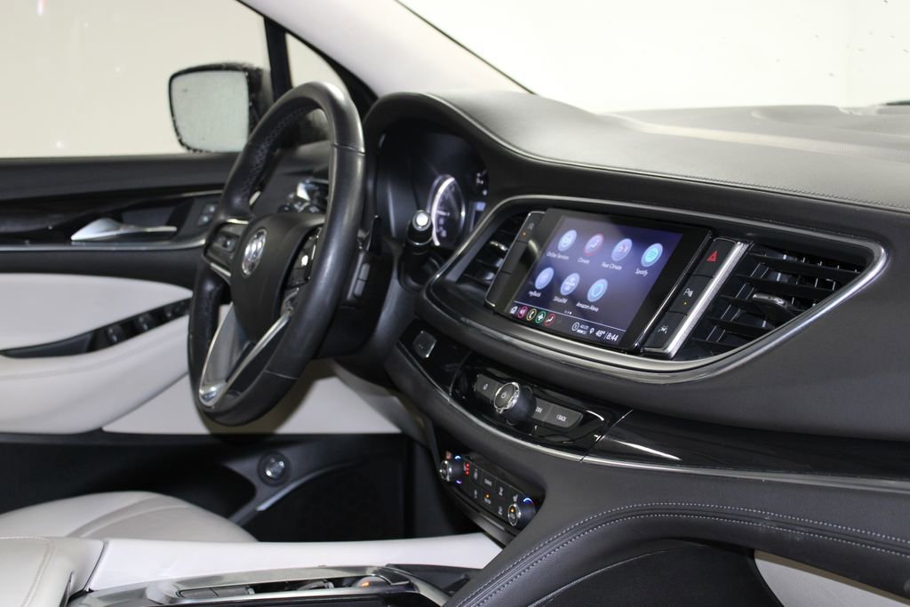 Used 2024 Buick Enclave Essence w/ Sport Touring Edition image 31