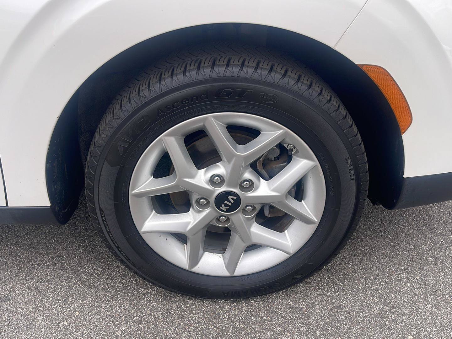 Used 2020 Kia Soul S FWD image 9